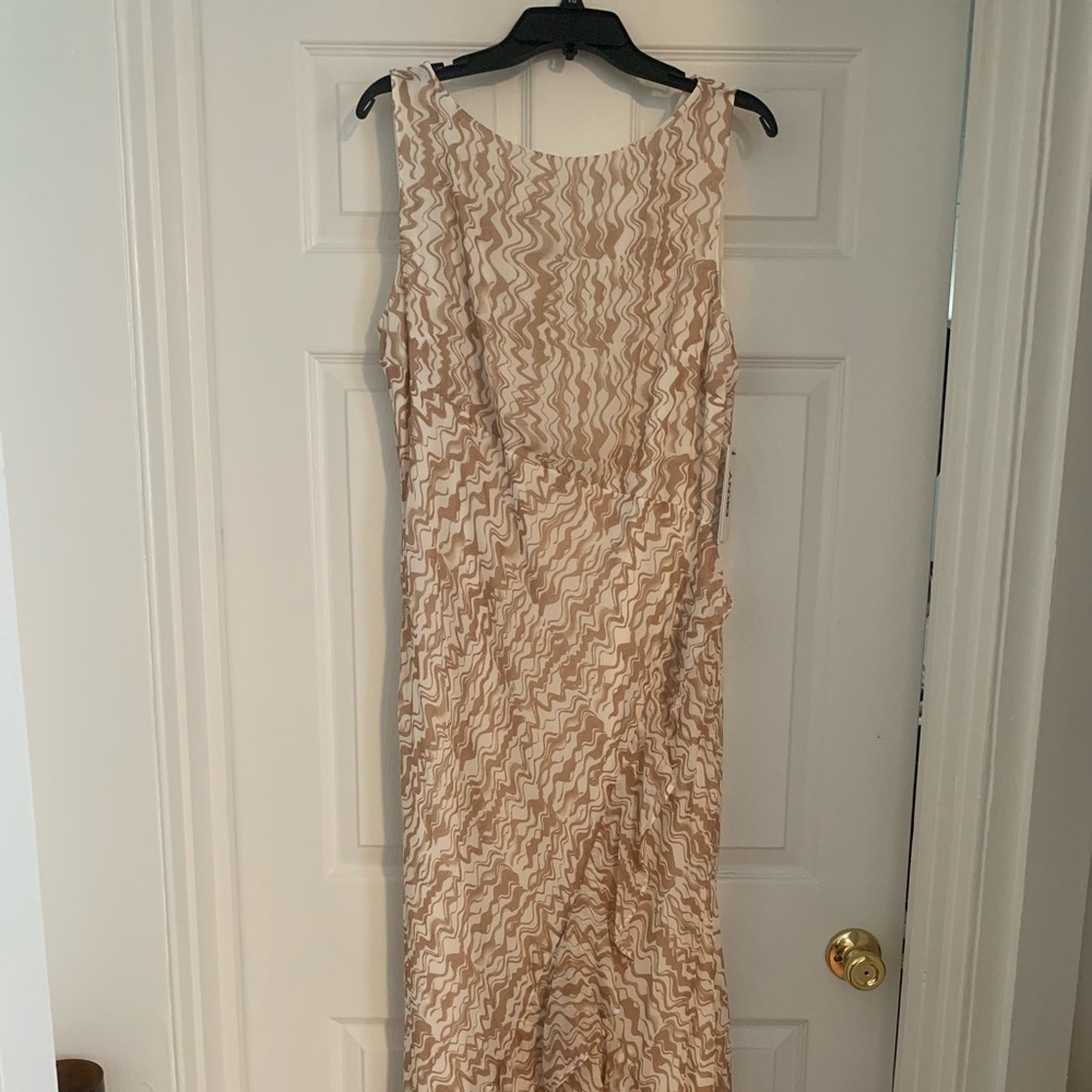 DKNY Beige and White Maxi Dress